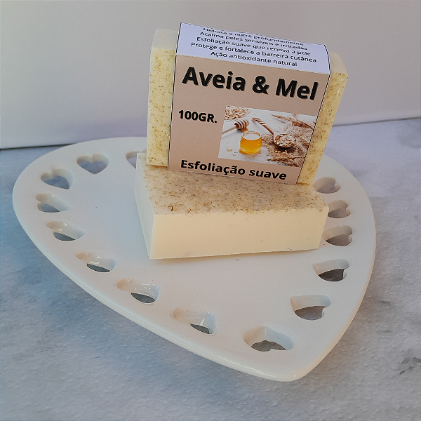 Sabonete artesanal em barra de aveia e mel 100g – Hidratação e suavidade natural para a pele