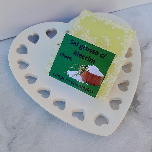 Sabonete artesanal de alecrim com sal grosso 100g – Limpeza energética e revitalização da pele