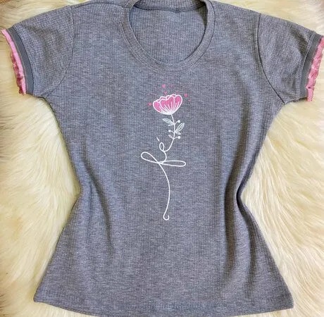 Camiseta Feminina Fé - Cinza