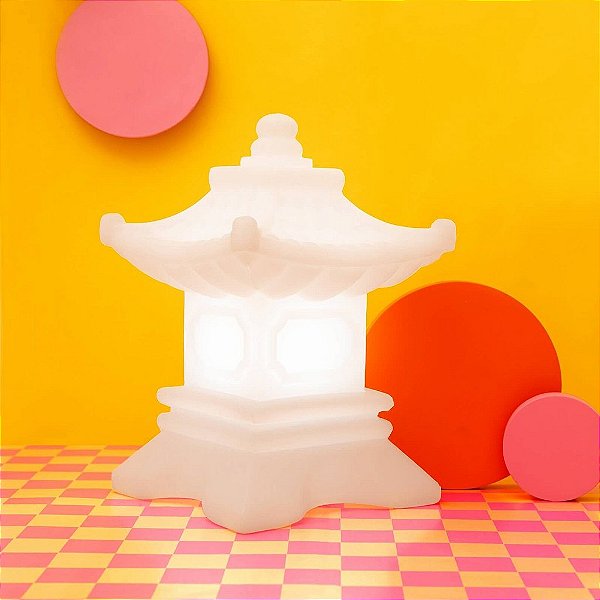 Luminária Japonesa Toro 31,5x22,5x22cm Polietileno Branco.