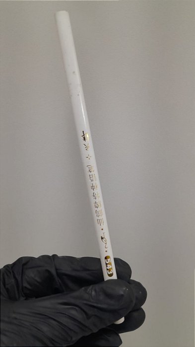 LAPIS BRANCO PEGA STRASS 543