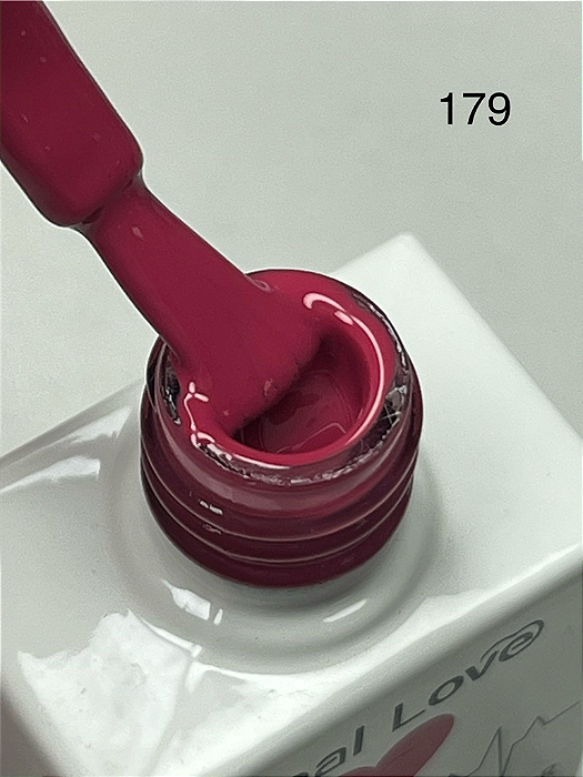 ESMALTE EM GEL COLEÇÃO CORAÇÃO Nº179 8ML REAL LOVE