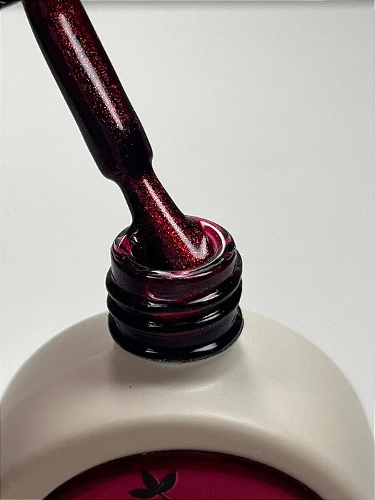 ESMALTE EM GEL REFLETIVO OLHO DE GATO Nº31 REAL LOVE