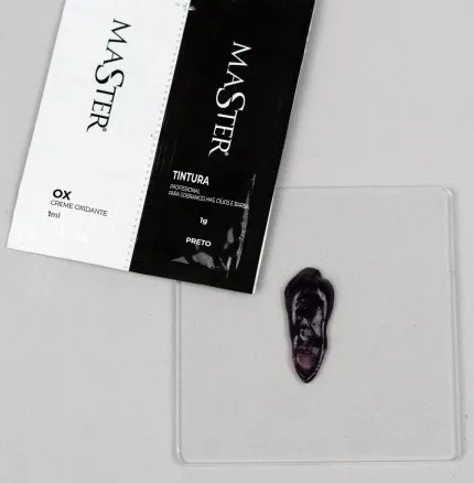 SACHE TINTA 1G + OXIDANTE 1ML MASTER PRETO