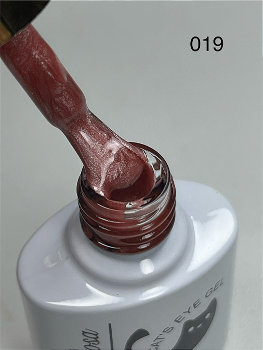 ESMALTE MAGNETICO CAT`S N°19 BELLA ROSA
