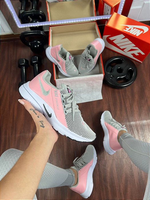 Tênis Nike Presto Rosa Cinza