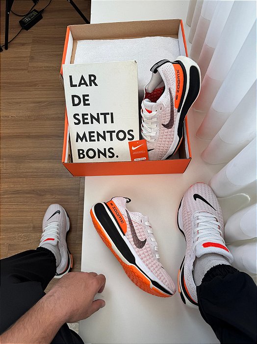 Tênis Nike Invincible Run 3 Laranja Branco