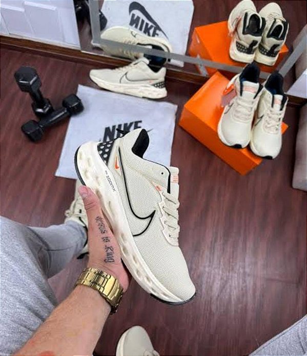 Tênis Nike React Infinity Run FK Bege Preto