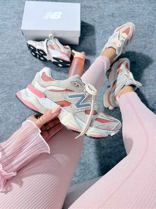 New Balance 9060 Areia Salmão