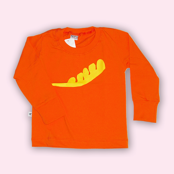 ESTILO CAMISETA MANGA LONGA LARANJA