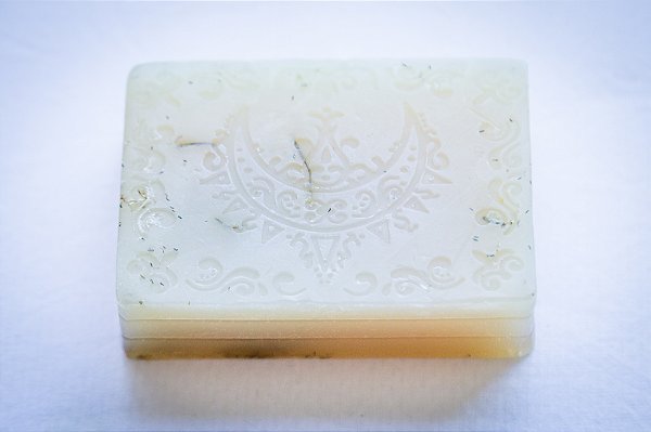 Sabonete Artesanal Fitoterápico Descanse, mamãe - Ervas e óleos essenciais