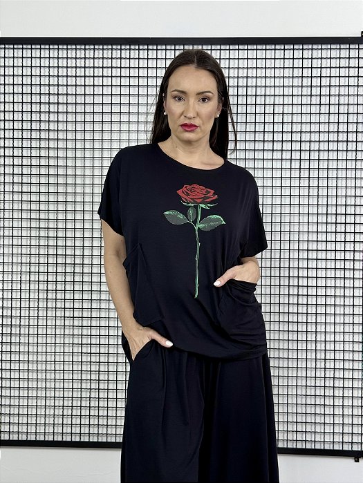 Blusa Ampla Bolso Rosa Vermelha - PRETO