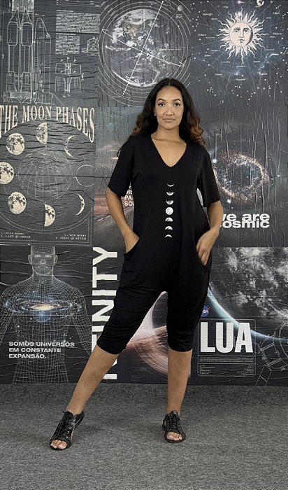 Macacão Saruel Recortes fases da Lua - PRETO