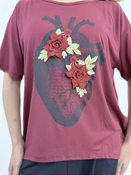 Blusa Essência Coração Bordado - BORDÔ