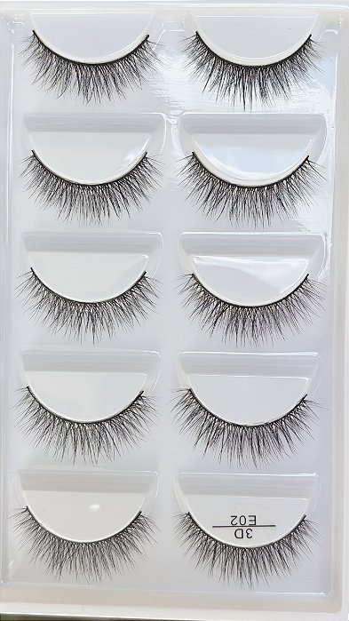 Cílios postiços 05 pares modelo E02