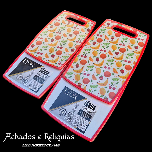 Práticas Tábuas para Cortes FRUITS da marca Lyor, borda vermelha