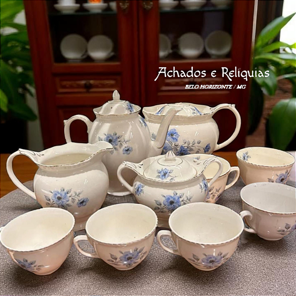 Lindo conjunto de chá antigo Wood's Ivory Ware England com delicadas flores azuis