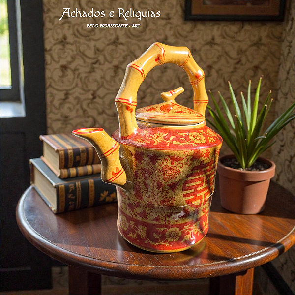 Chaleira Chinesa Dupla Felicidade, Relíquia do Oriente em Cerâmica Esmaltada com Detalhes em formato de Bambu