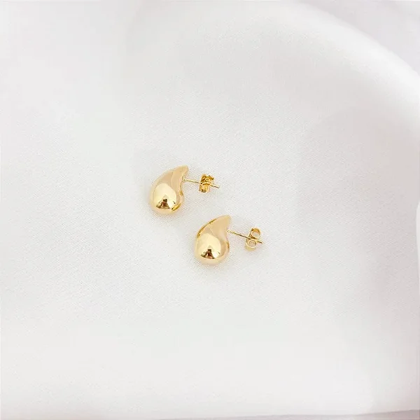 BRINCO GOTA PEQUENA EM OURO 18K