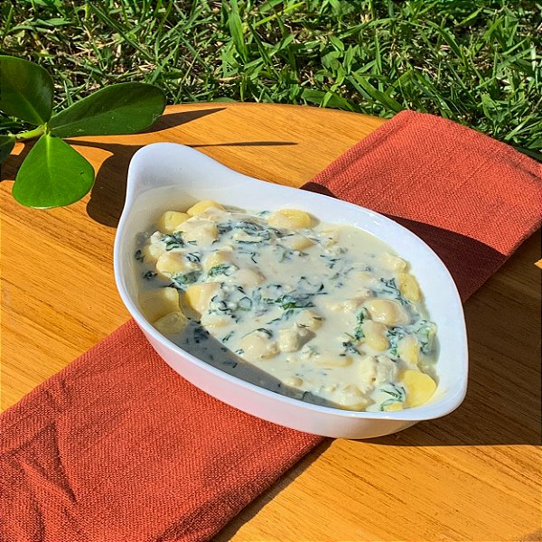 Nhoque de Batata ao Molho de Espinafre com Gorgonzola
