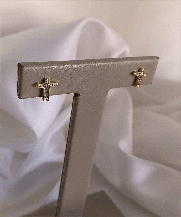 Brinco Cristo com Zircônias