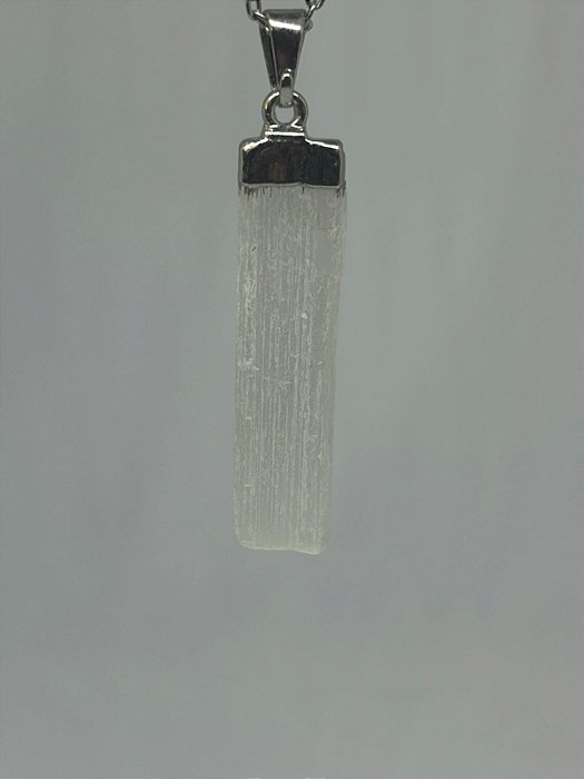Pingente de Selenita
