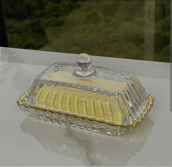 MANTEIGUEIRA RETANGULAR DE CRISTAL DE CHUMBO COM TAMPA E FIO DE OURO IMPERATRIZ 15,5CM X 7