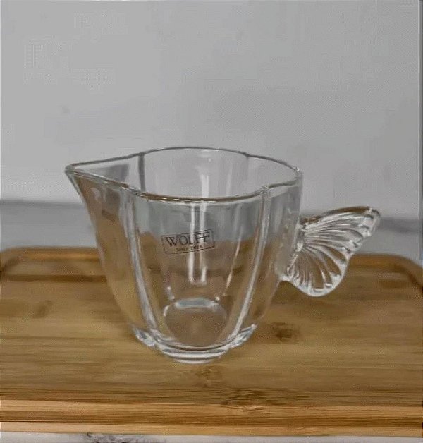 LEITEIRA DE VIDRO BUTTERFLY 230ML