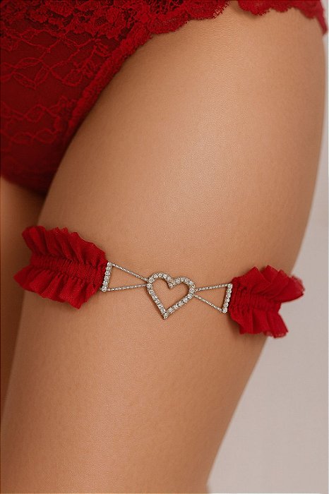 Persex Luxo com Coração de Strass – O Toque Final Que Faz Toda Diferença