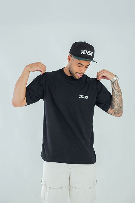CAMISETA OVERSIZE MASCULINA- PRETO