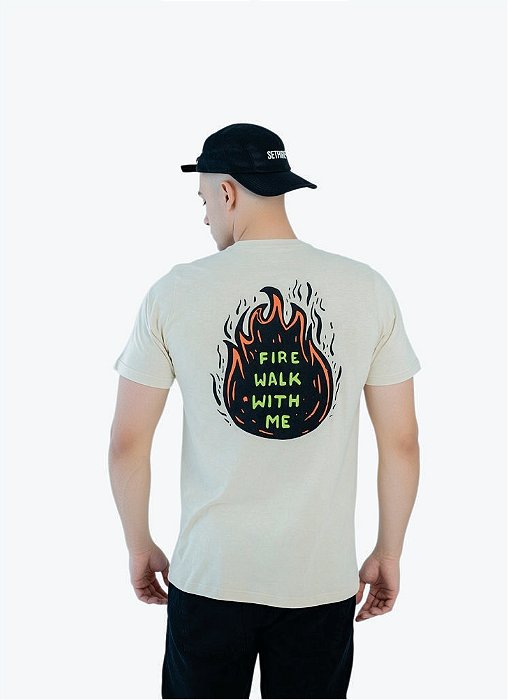 Camiseta básica Areia com Silk