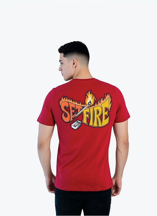 Camiseta básica Red com Silk