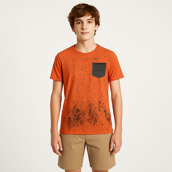 Camisa Juvenil com Bolso Estampado