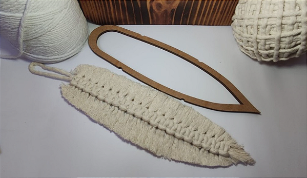 Molde para Pena em Macramê MDF