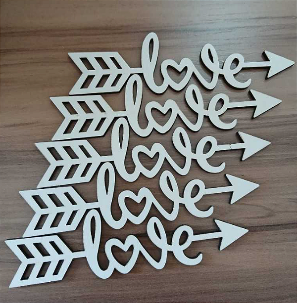 Aplique love c/flecha - 50unid