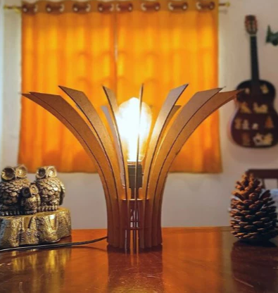 Abajur de Mesa San Juan - MDF Moderno e Elegante