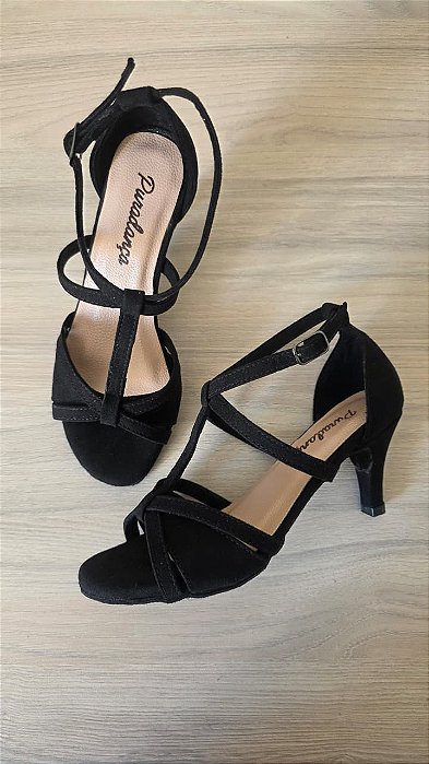 Charme Clássica Preta