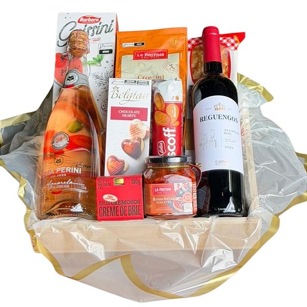 Cesta Presente com Espumante Moscatel, Vinho Tinto Seco e Seleção Gourmet