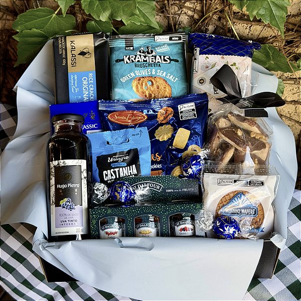 Cesta Café da Manhã Premium com Suco e Bolo | Presente Especial