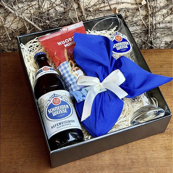 Cesta Presente com Cerveja Especial, Taça e Petiscos Gourmet