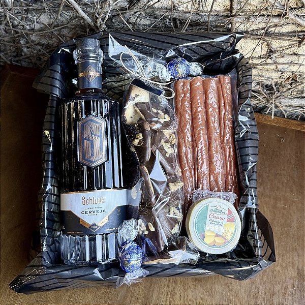 Cesta Gourmet com Destilado Premium e Delícias Especiais