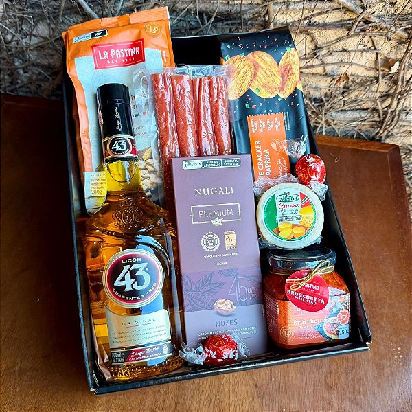 Cesta Dia dos Pais com Licor e Delícias Gourmet