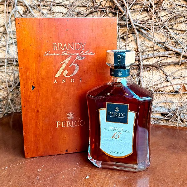 Brandy Reserva 15 Anos para Dia dos Pais com Caixa de Madeira