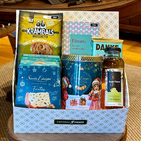 Cesta de Natal com Suco de Uva, Fibratto e Biscoitos