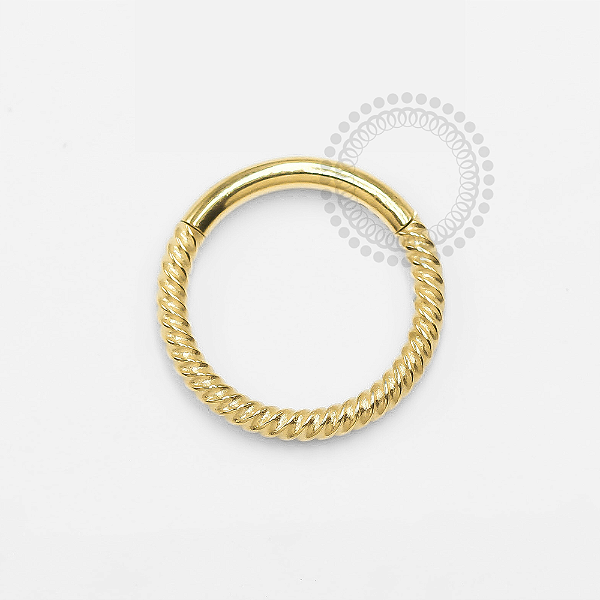 PVD24 Segmento Torcido Modelo 2  Aço PVD Gold