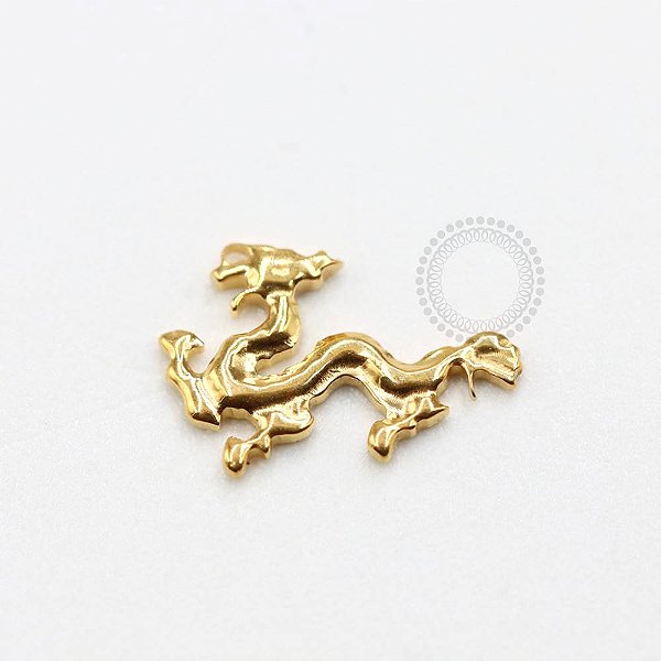 TN1028 Topo Dragão Chinês Titânio PVD Gold
