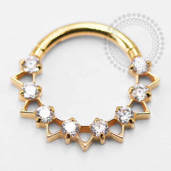 TN1416 Segmento 8mm CZ  Triângulos Vazados Titânio PVD Gold