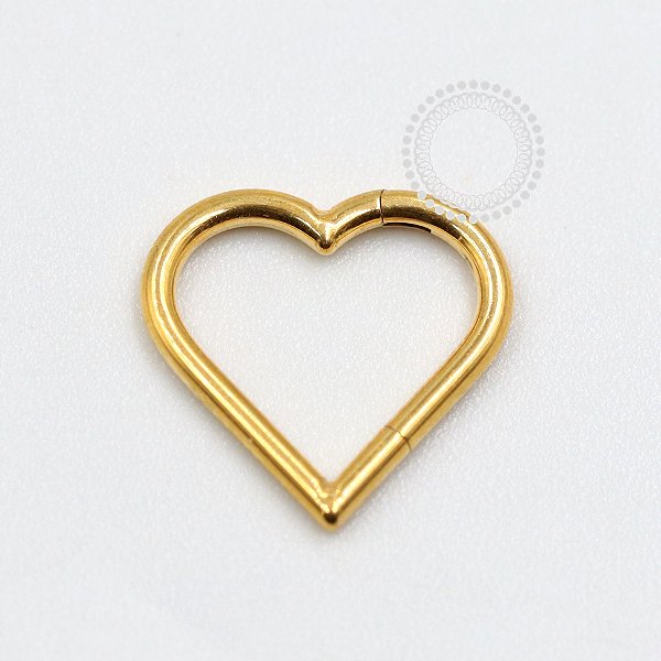 TN1517 Coração Daith Liso 10mm Titânio PVD Gold