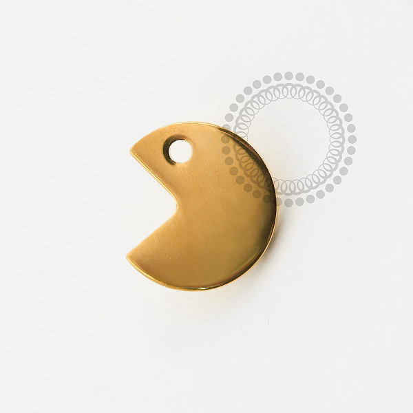 TN1767 Topo Pac-Men Titânio PVD Gold