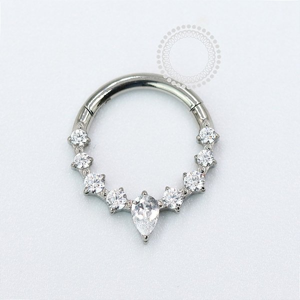 TN1068 Segmento Frontal 8mm CZ Navete Titânio ASTM F136